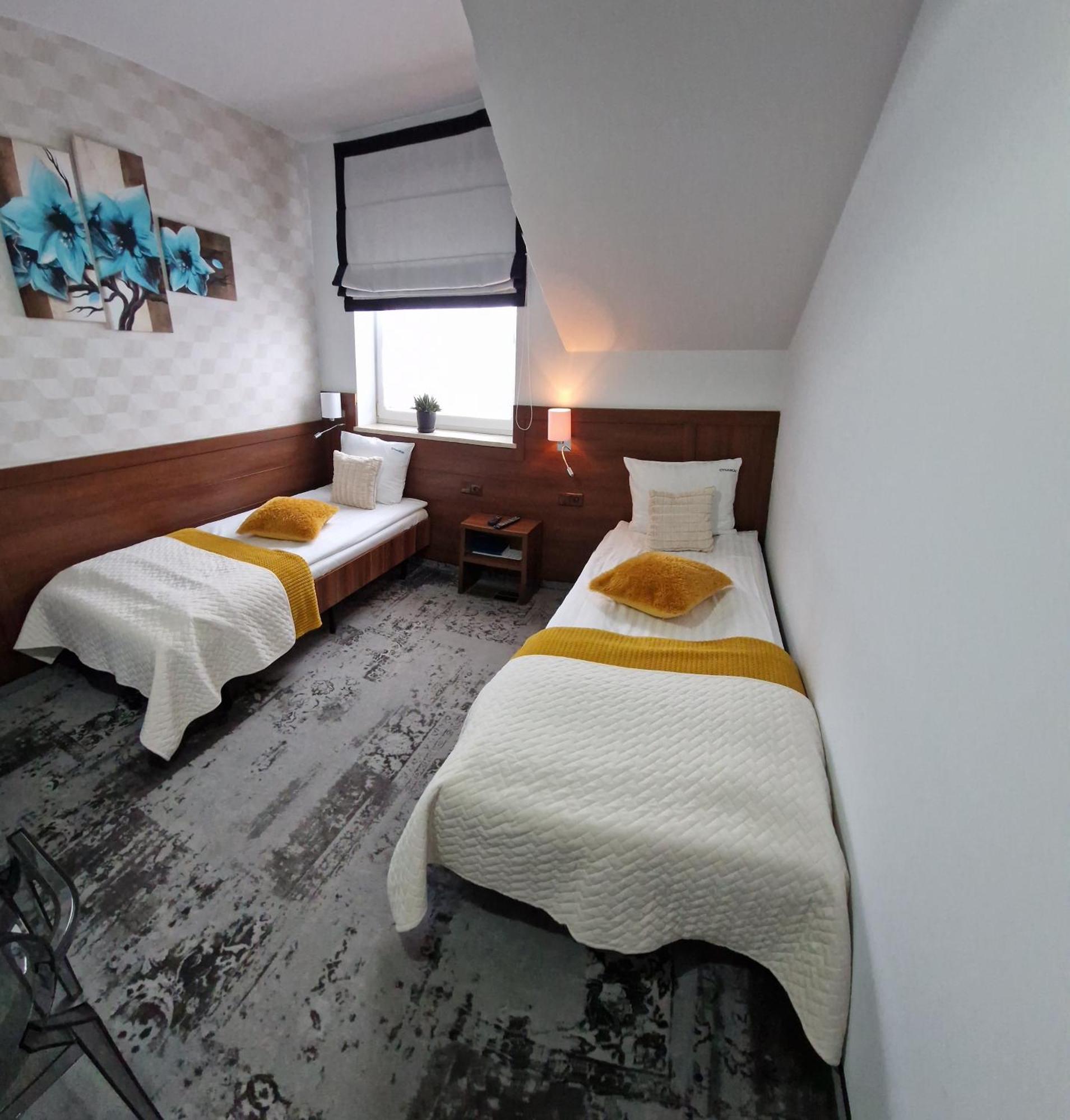 Hotel Cynamon à Nowy Sącz Extérieur photo