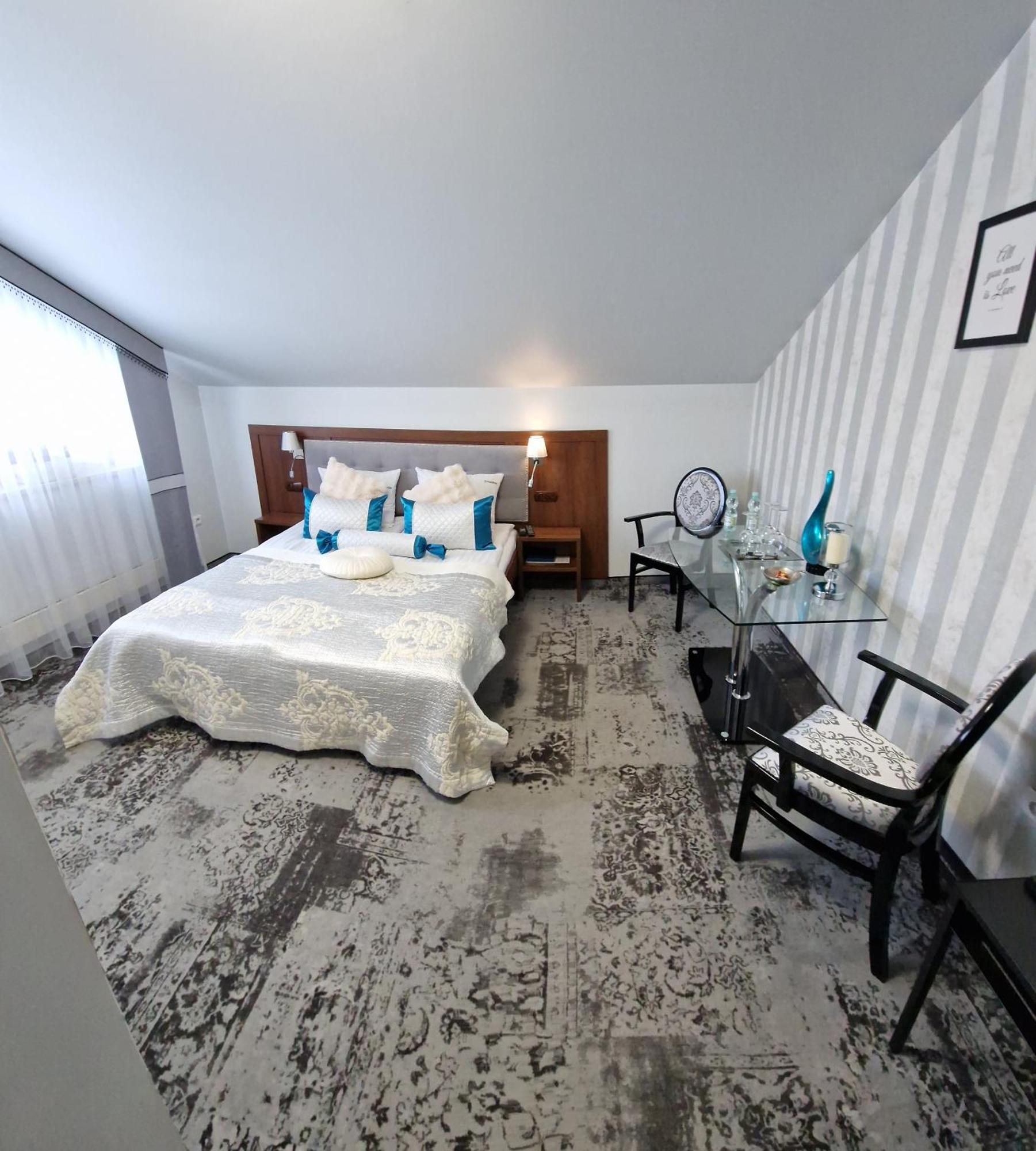 Hotel Cynamon à Nowy Sącz Extérieur photo