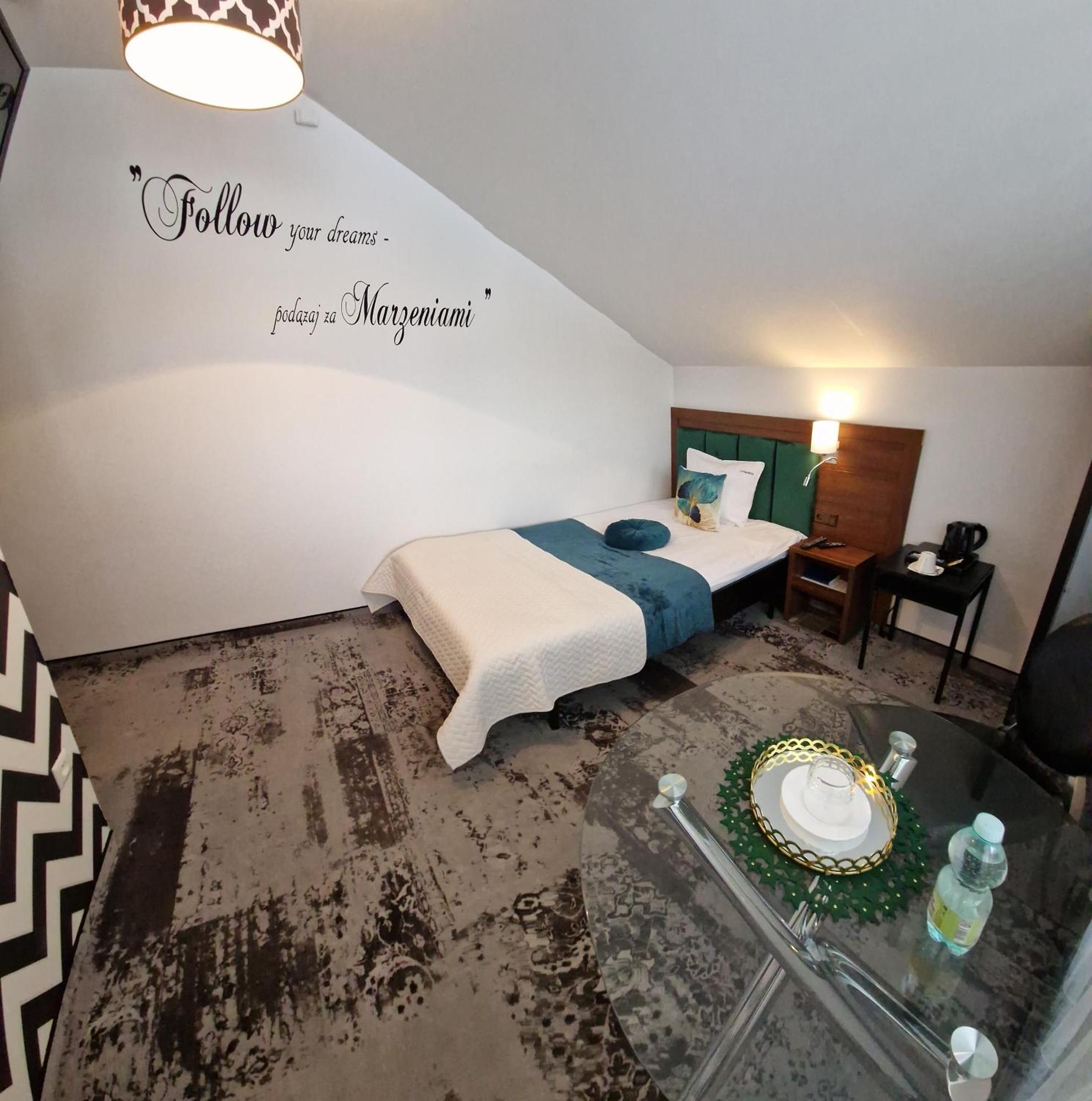 Hotel Cynamon à Nowy Sącz Extérieur photo